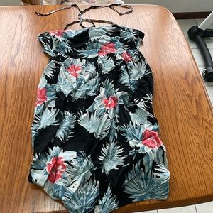 Gorgeous open back with bra covering tie summer dress